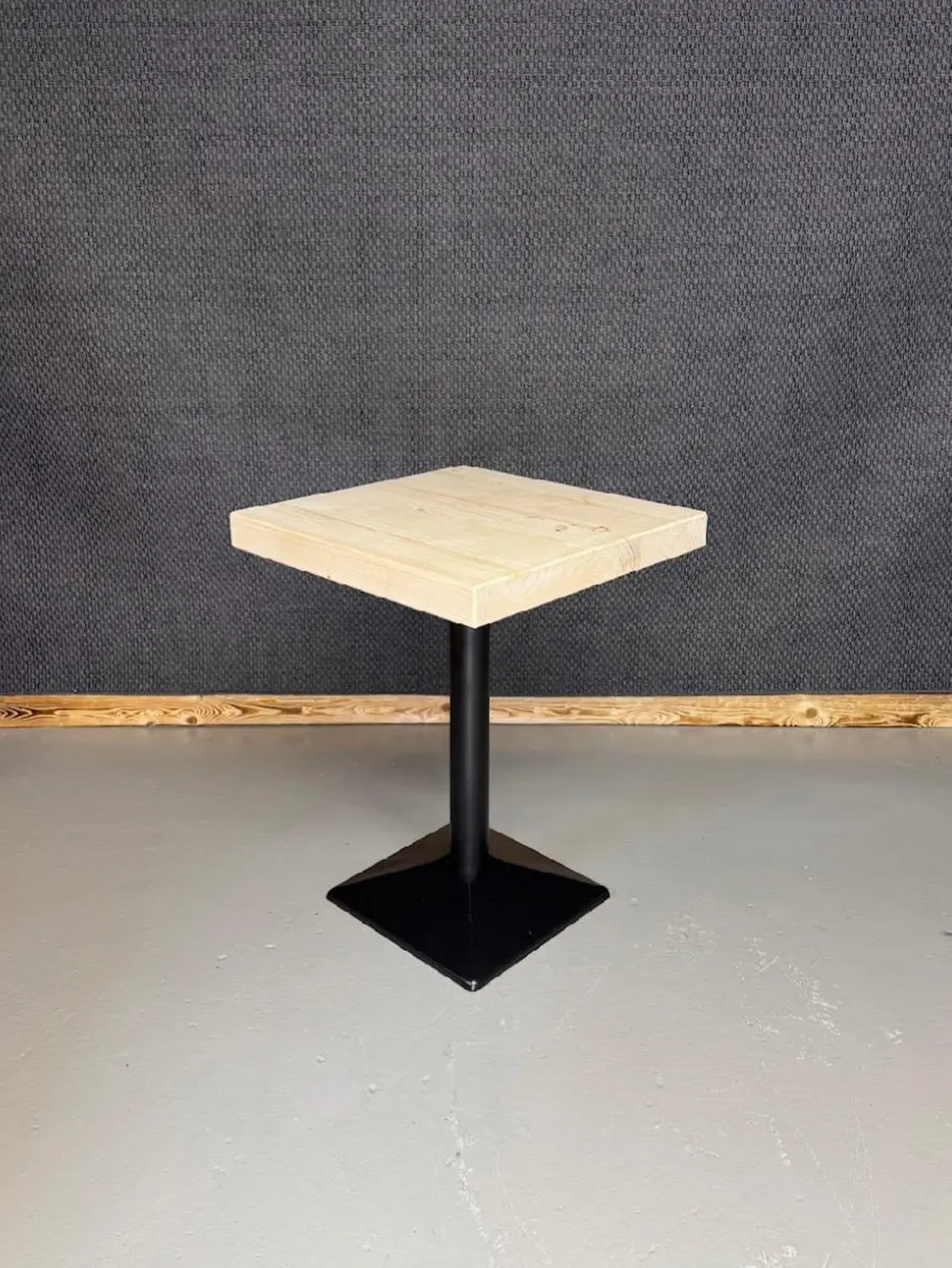 Hermeshof - Massivholzprodukte Material
